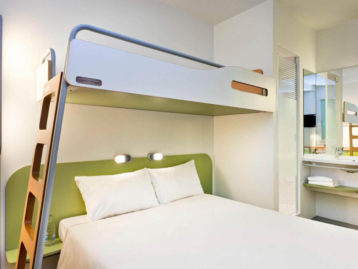 Ibis Budget Leeds Centre Crown Point Road Экстерьер фото