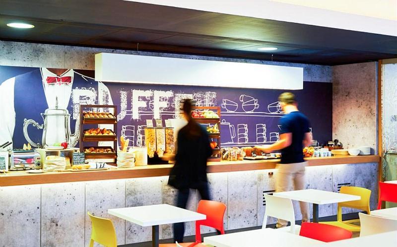 Ibis Budget Leeds Centre Crown Point Road Экстерьер фото